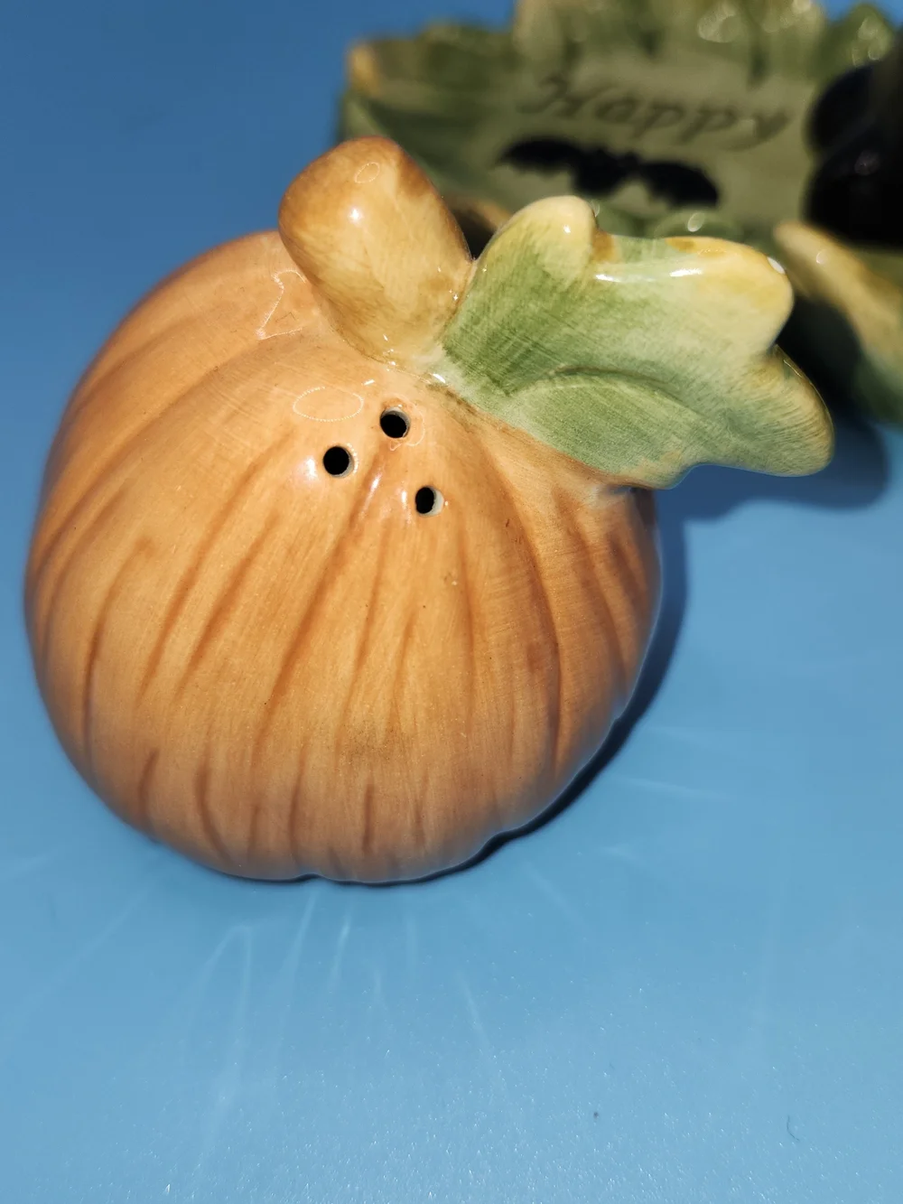 Vintage Halloween Ceramic Black Cat Pumpkin Salt Pepper Shakers Set NIB